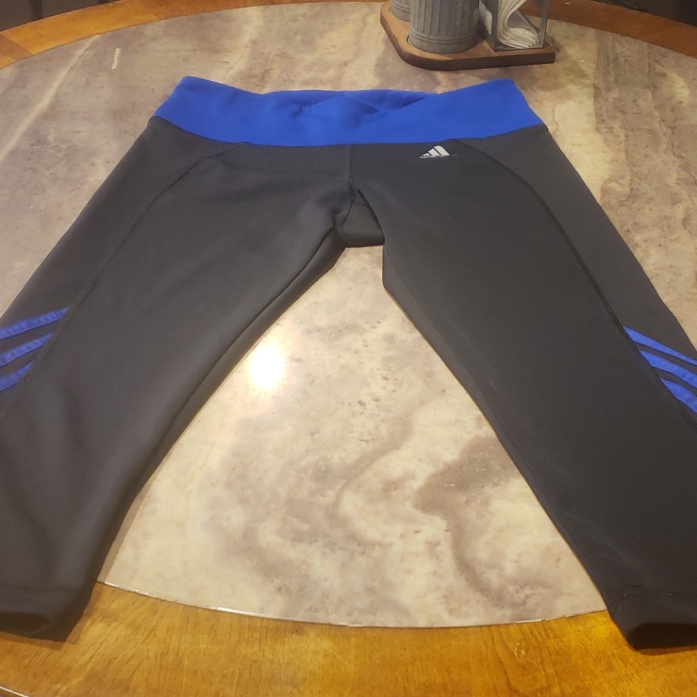 Capri length yoga pants